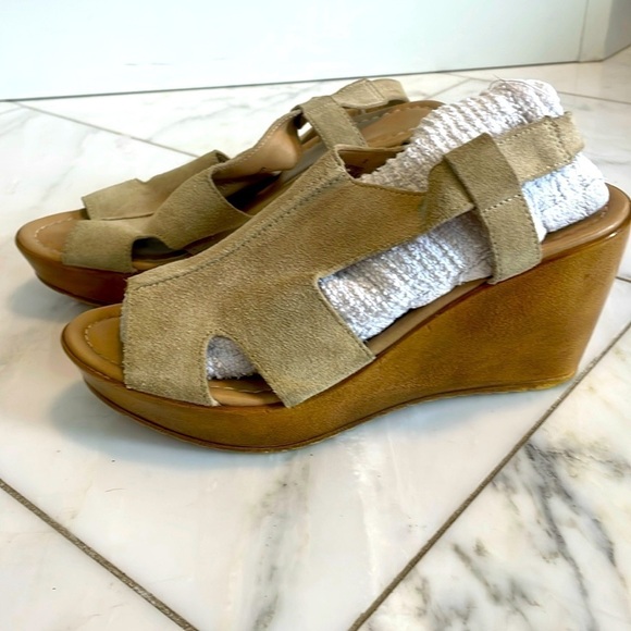 NWOT Anthropologie Barbara Barbieri Italian taupe leather wedge sandals size 8 - Picture 3 of 11